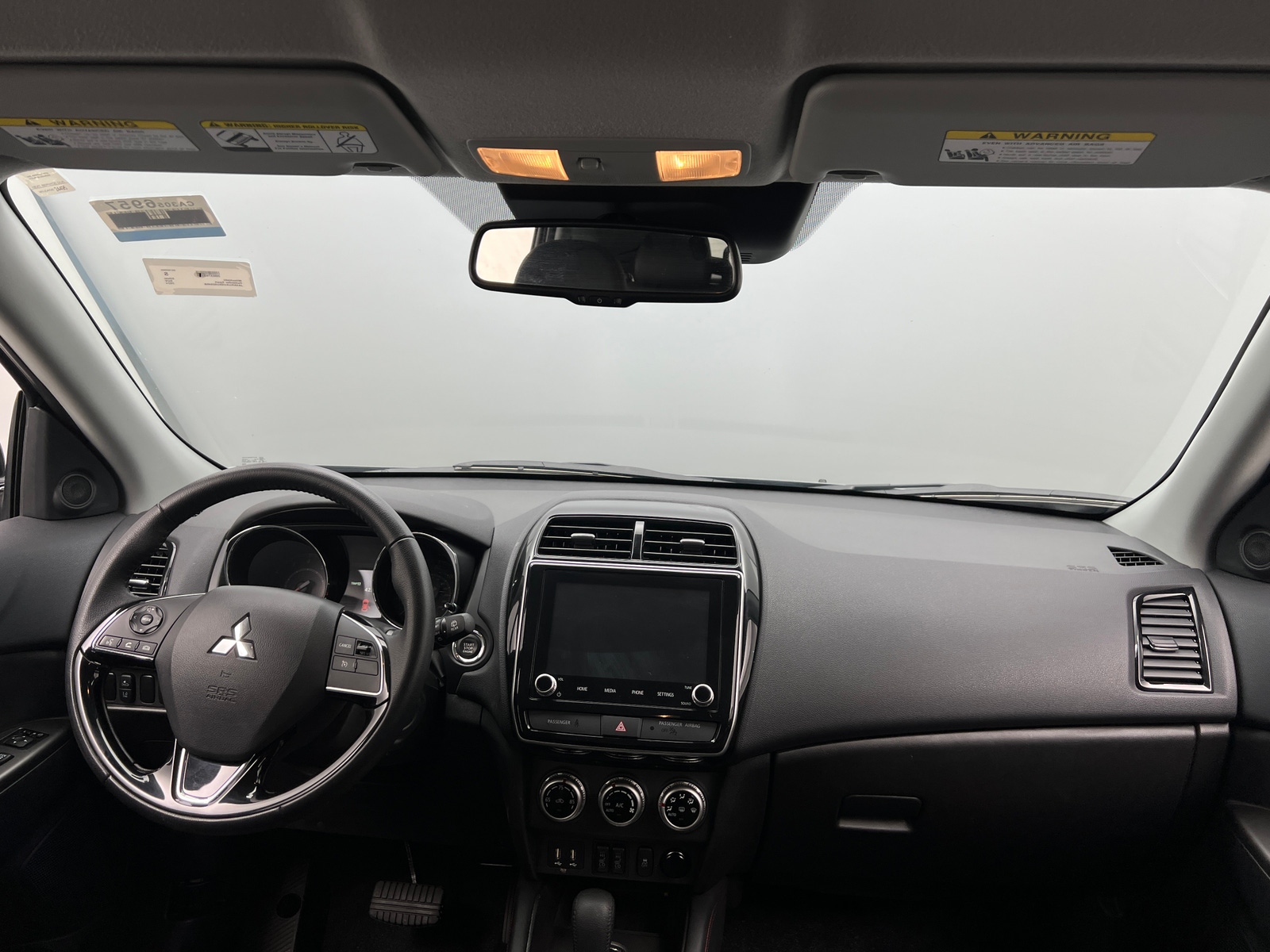 Thumbnail: 2024 Mitsubishi Outlander Sport - 3
