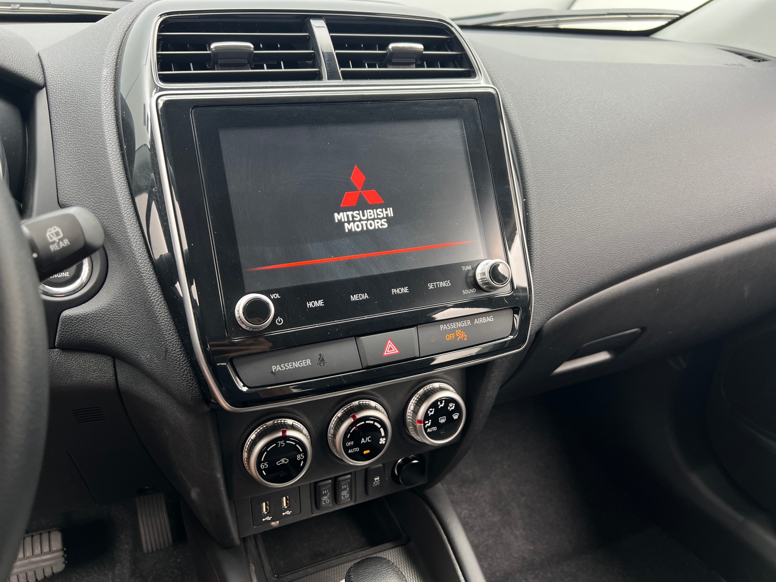 Thumbnail: 2024 Mitsubishi Outlander Sport - 4