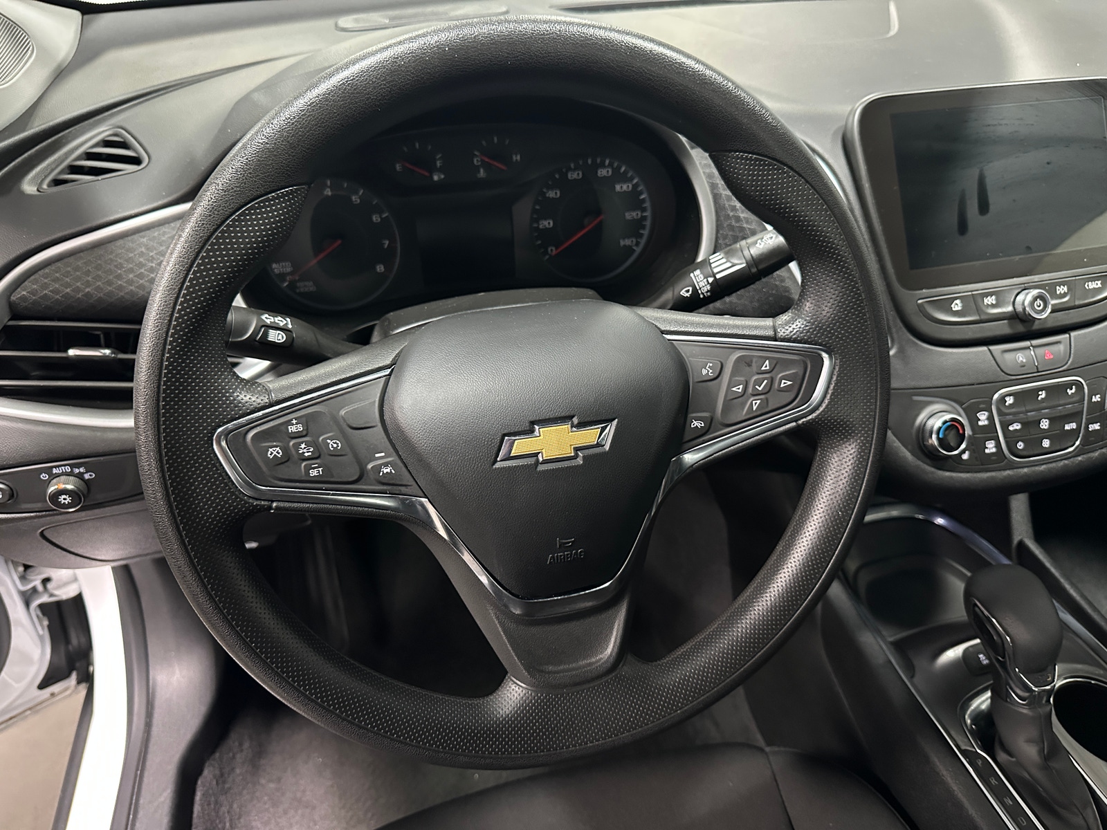 Thumbnail: 2024 Chevrolet Malibu - 5
