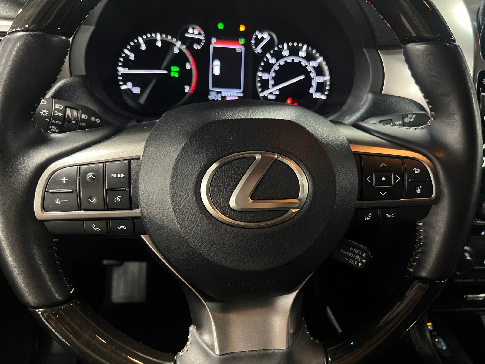 Thumbnail: 2022 Lexus GX - 4