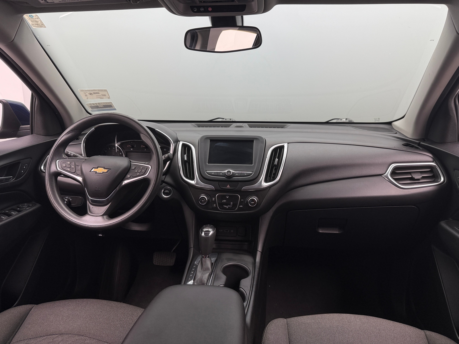 Thumbnail: 2019 Chevrolet Equinox - 3