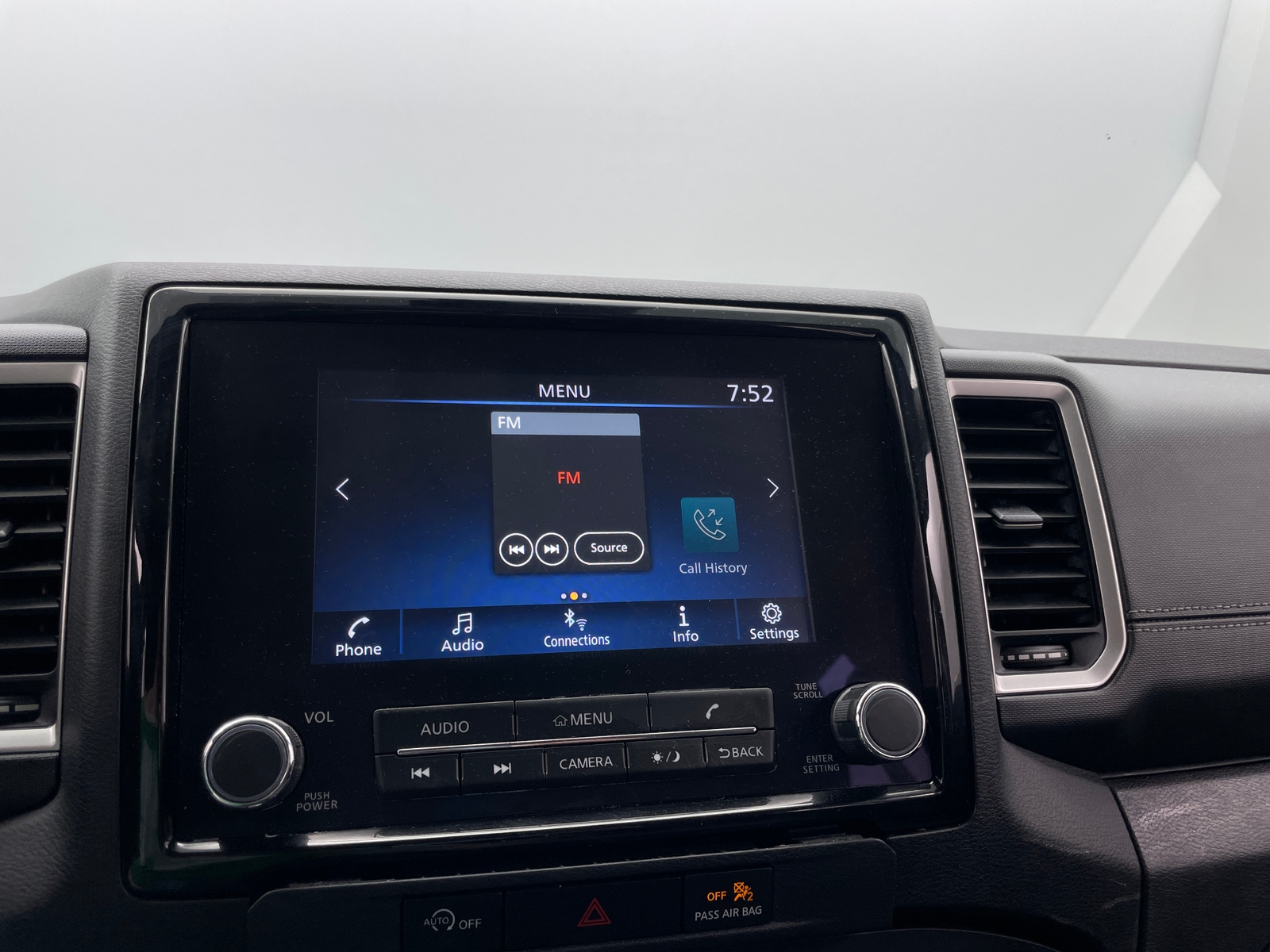 Thumbnail: 2024 Nissan Frontier - 4