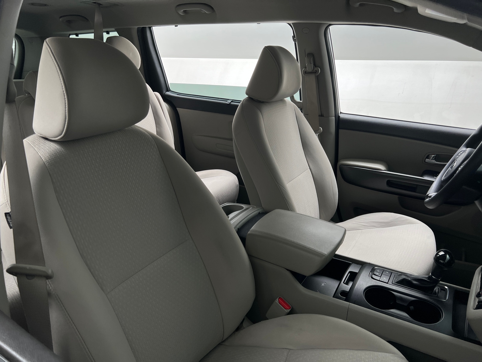Thumbnail: 2016 Kia Sedona - 2