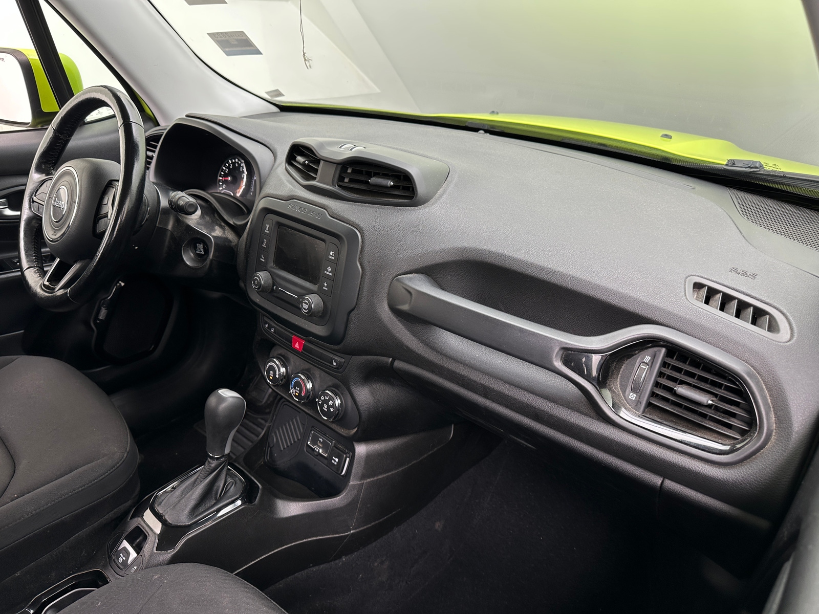 Thumbnail: 2017 Jeep Renegade - 3