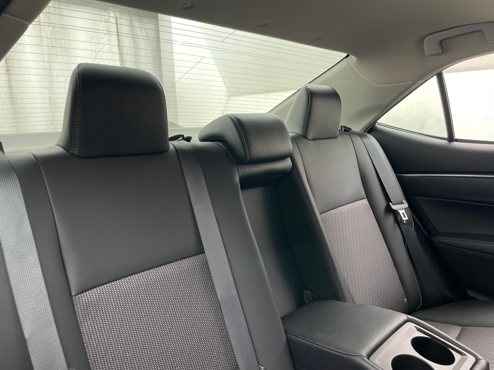 Thumbnail: 2015 Toyota Corolla - 6