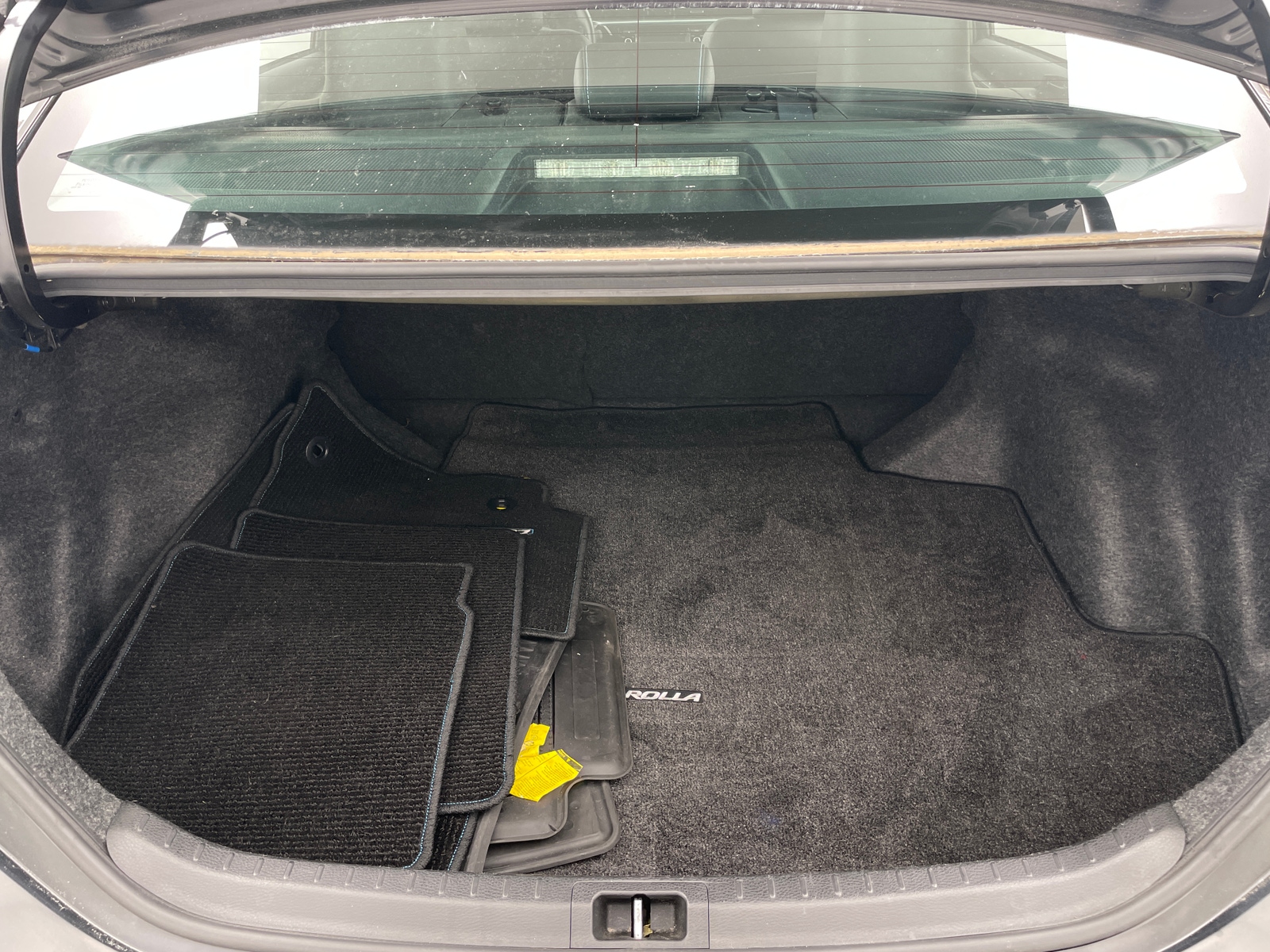 Thumbnail: 2015 Toyota Corolla - 7
