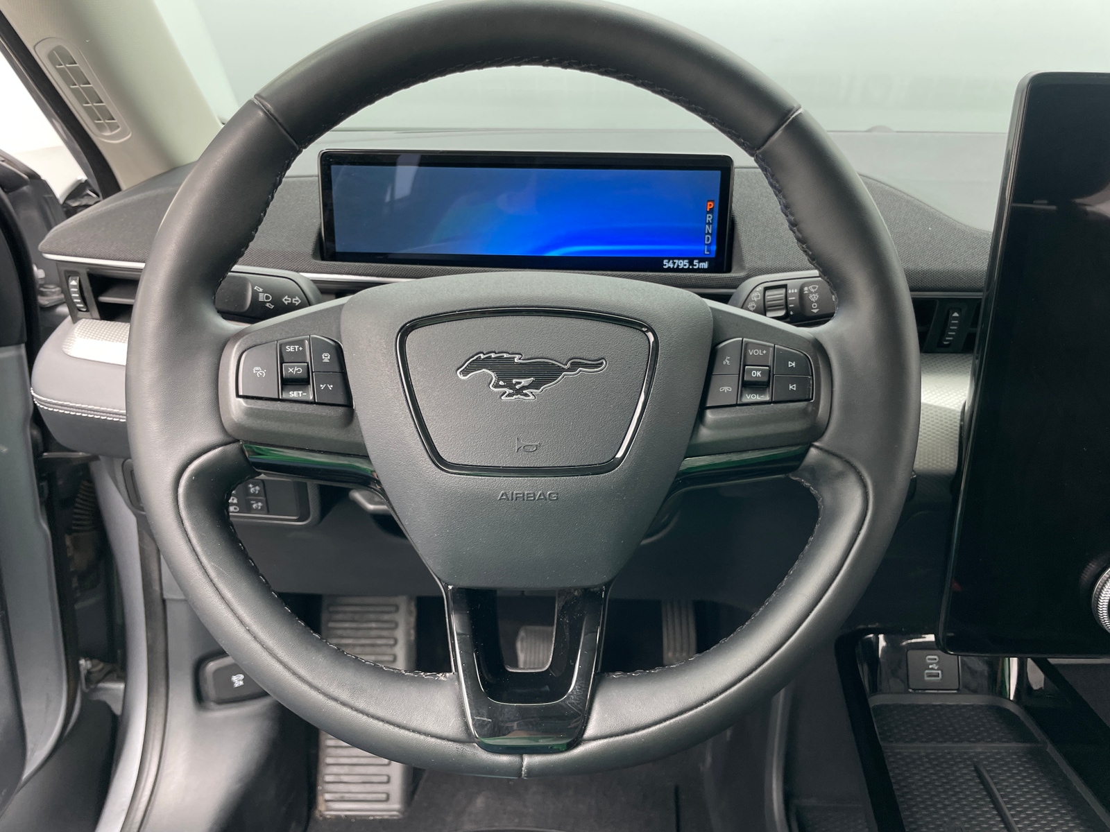 Thumbnail: 2021 Ford Mustang Mach-E - 4