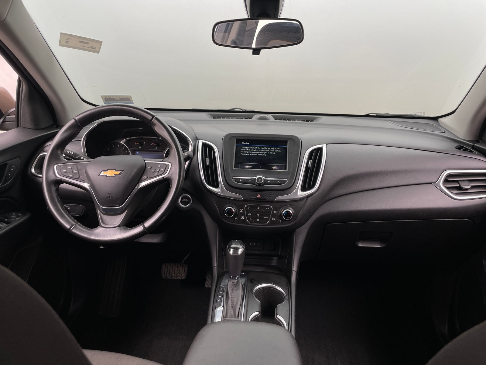 Thumbnail: 2019 Chevrolet Equinox - 3