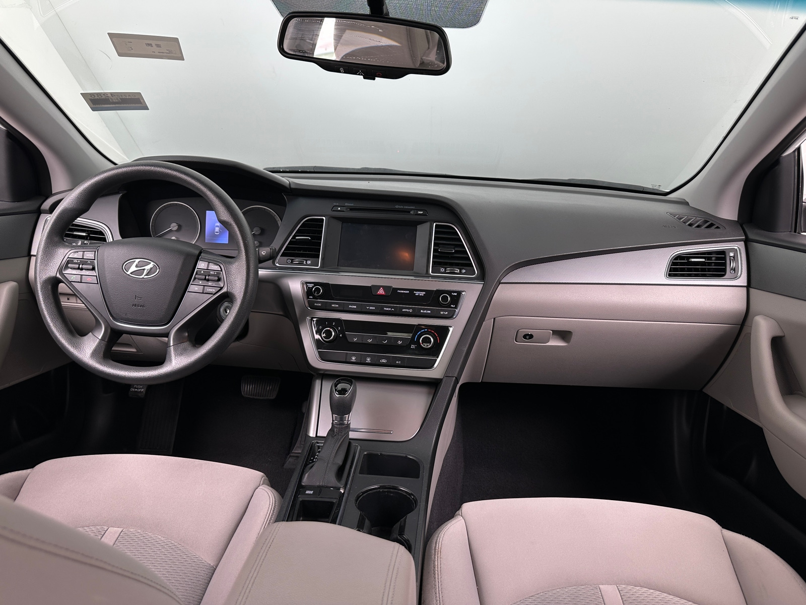 Thumbnail: 2016 Hyundai Sonata - 3