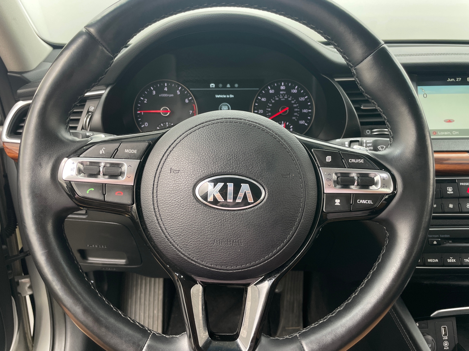 Thumbnail: 2017 Kia Cadenza - 4
