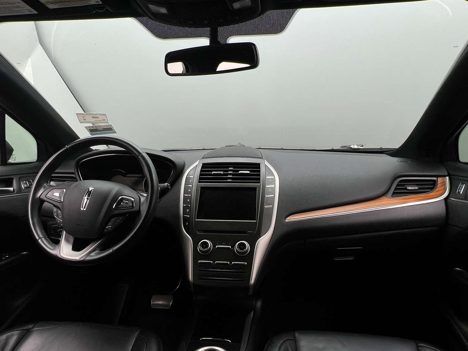 Thumbnail: 2017 Lincoln MKC - 2