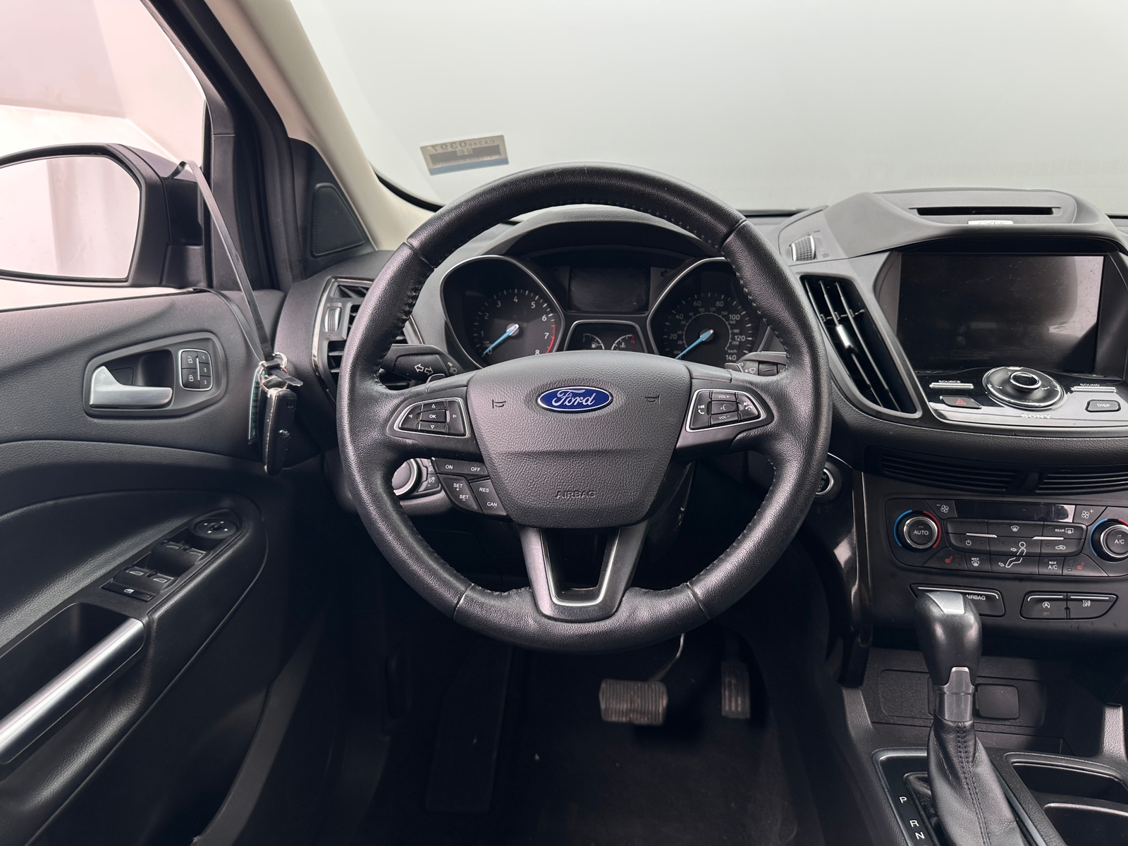 Thumbnail: 2017 Ford Escape - 4