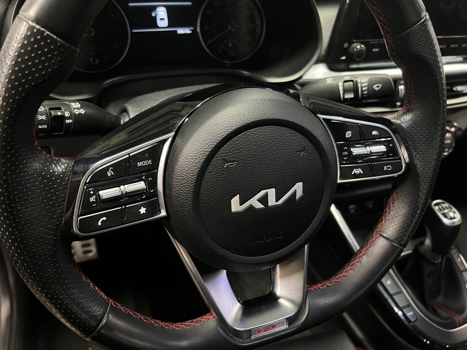 Thumbnail: 2022 Kia Forte - 4