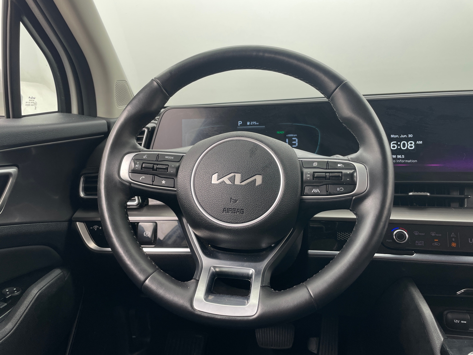 Thumbnail: 2023 Kia Sportage - 4