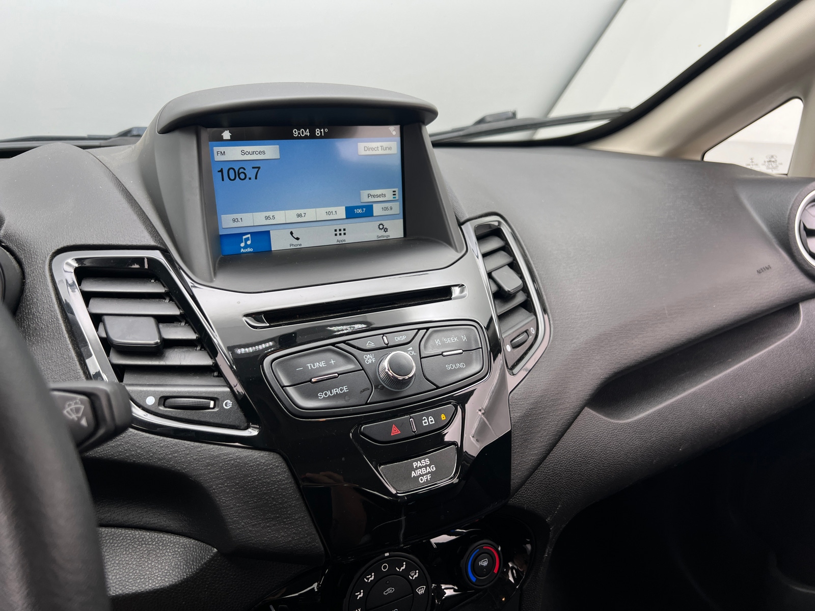 Thumbnail: 2019 Ford Fiesta - 4