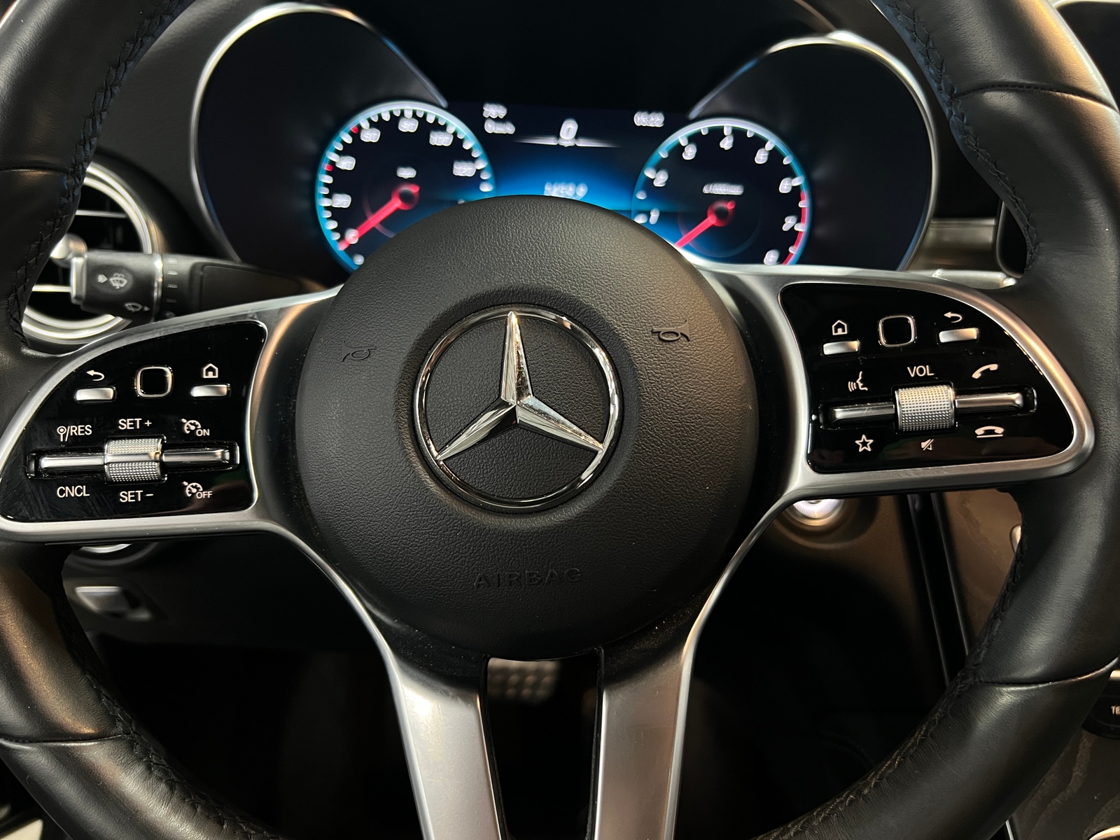 Thumbnail: 2020 Mercedes-Benz GLC - 4