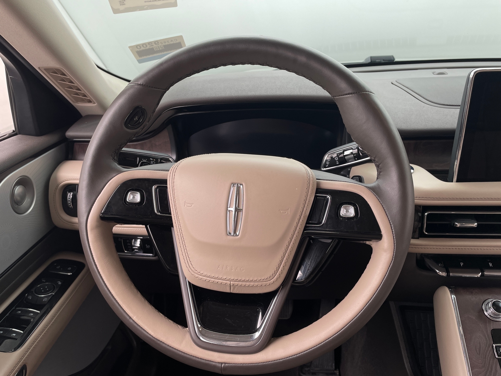 Thumbnail: 2024 Lincoln Aviator - 4