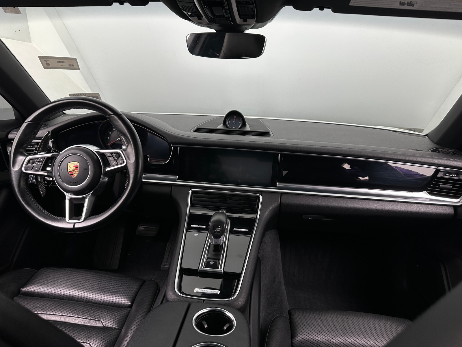Thumbnail: 2018 Porsche Panamera - 3