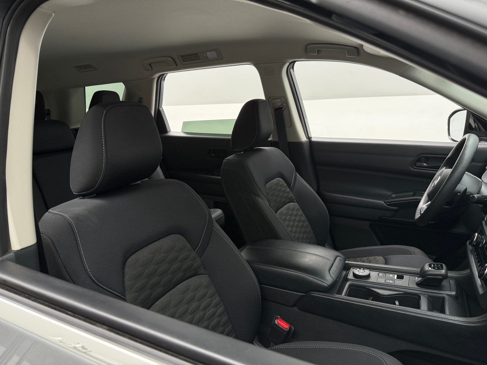 Thumbnail: 2023 Nissan Pathfinder - 2