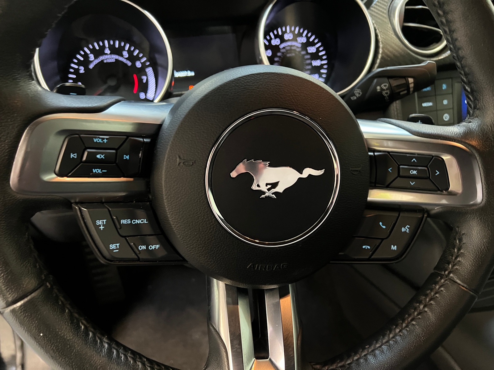 Thumbnail: 2019 Ford Mustang - 4