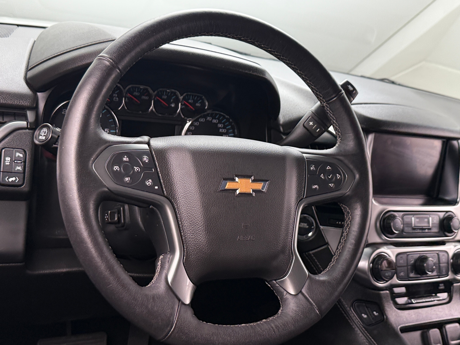 Thumbnail: 2018 Chevrolet Tahoe - 4