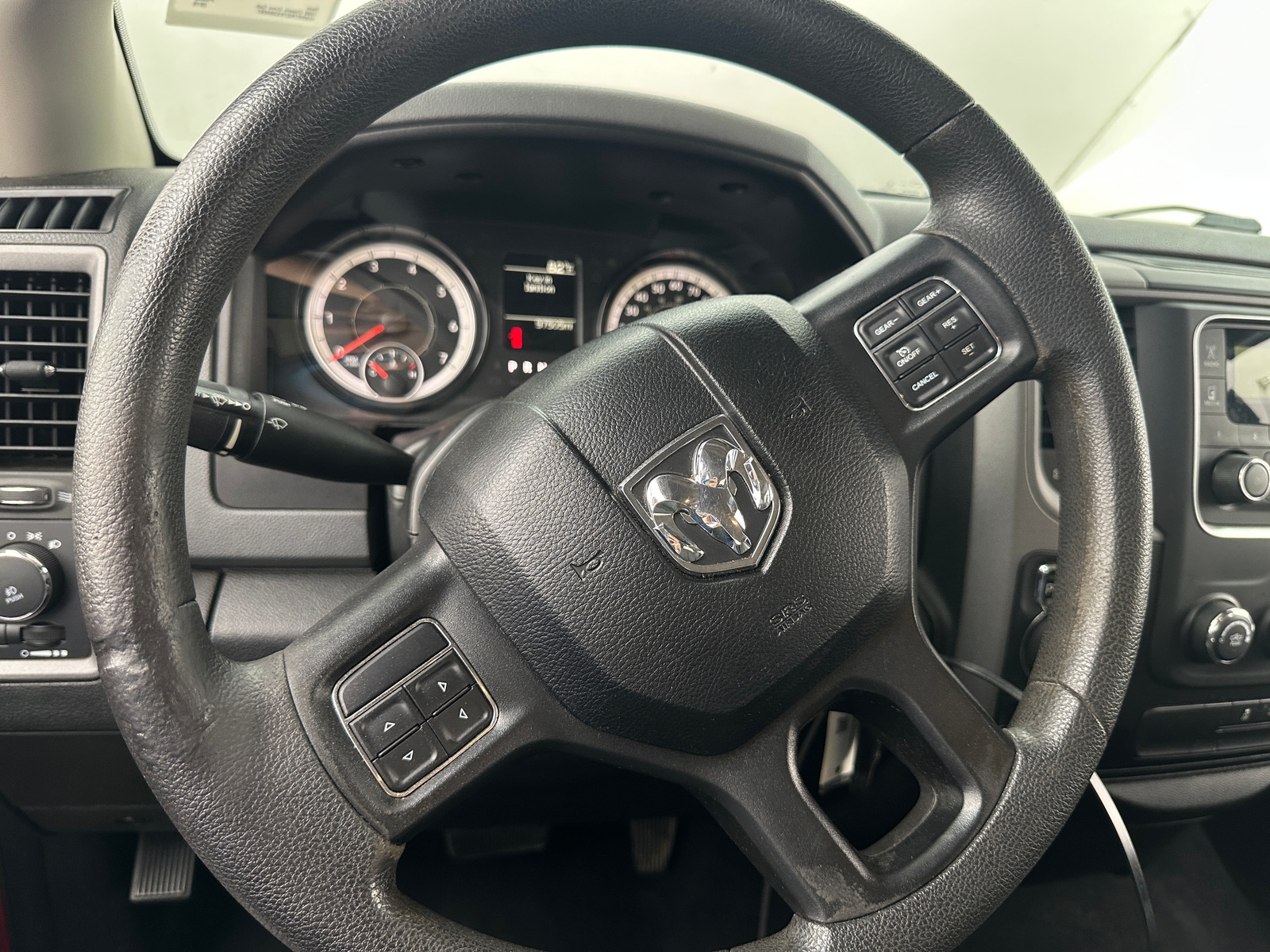 Thumbnail: 2019 RAM 1500 Classic - 5