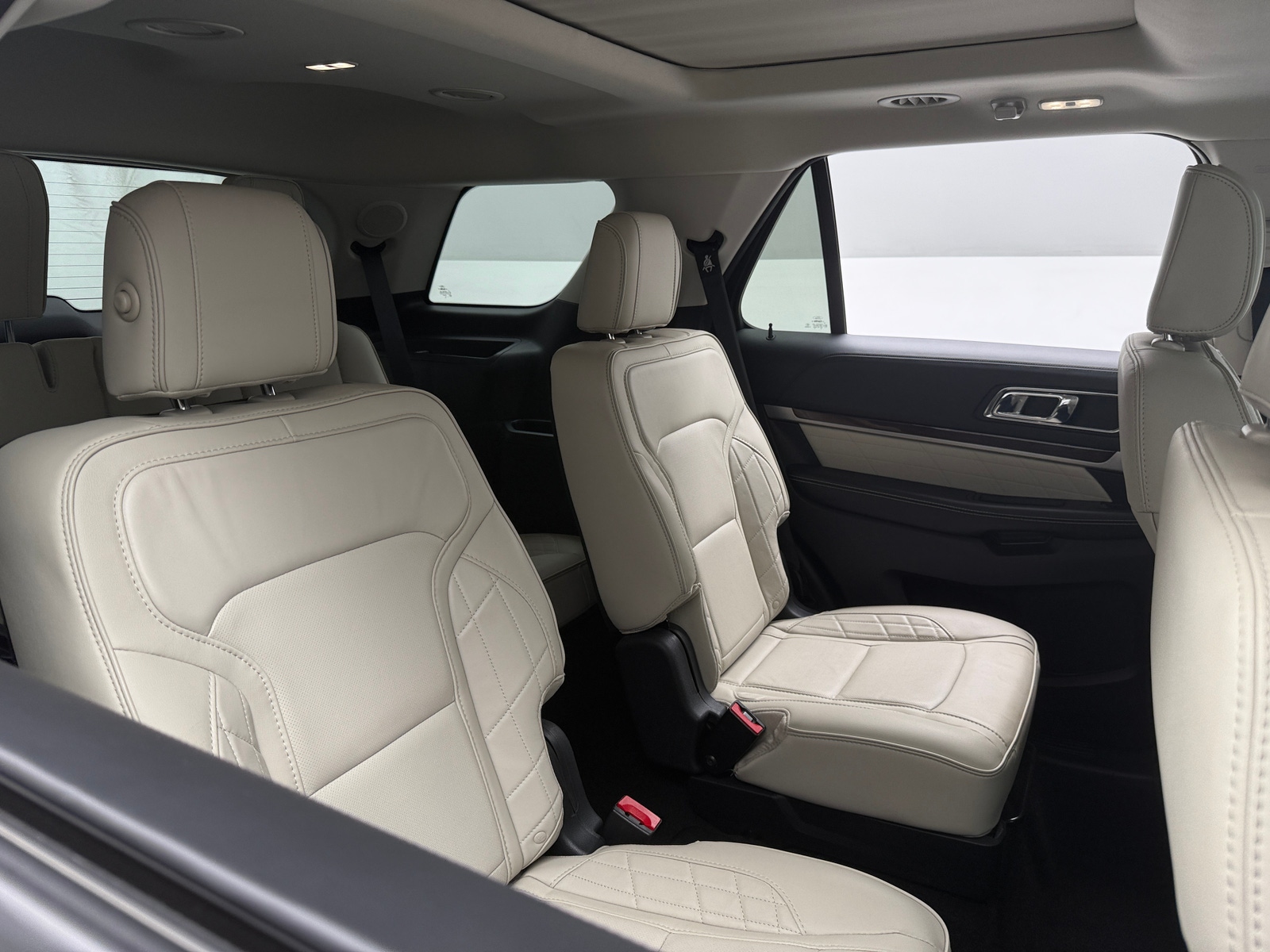Thumbnail: 2018 Ford Explorer - 5