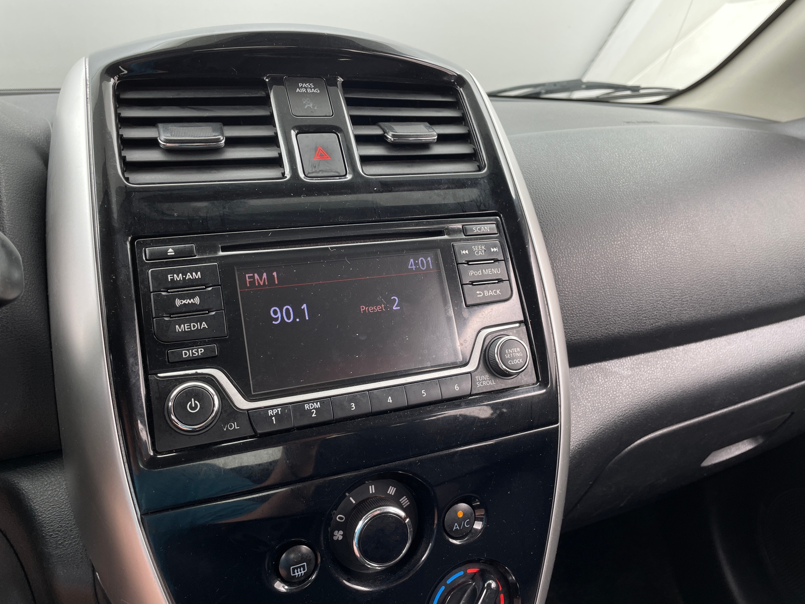 Thumbnail: 2018 Nissan Versa - 4
