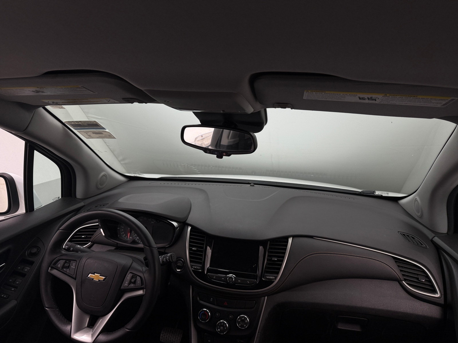 Thumbnail: 2020 Chevrolet Trax - 3