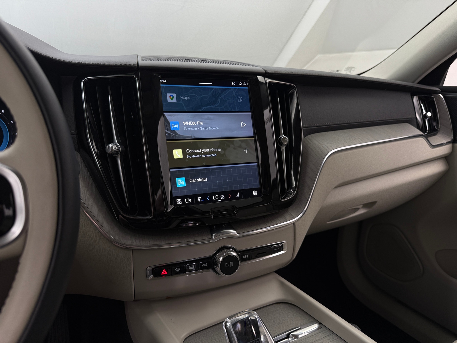 Thumbnail: 2023 Volvo XC60 - 3
