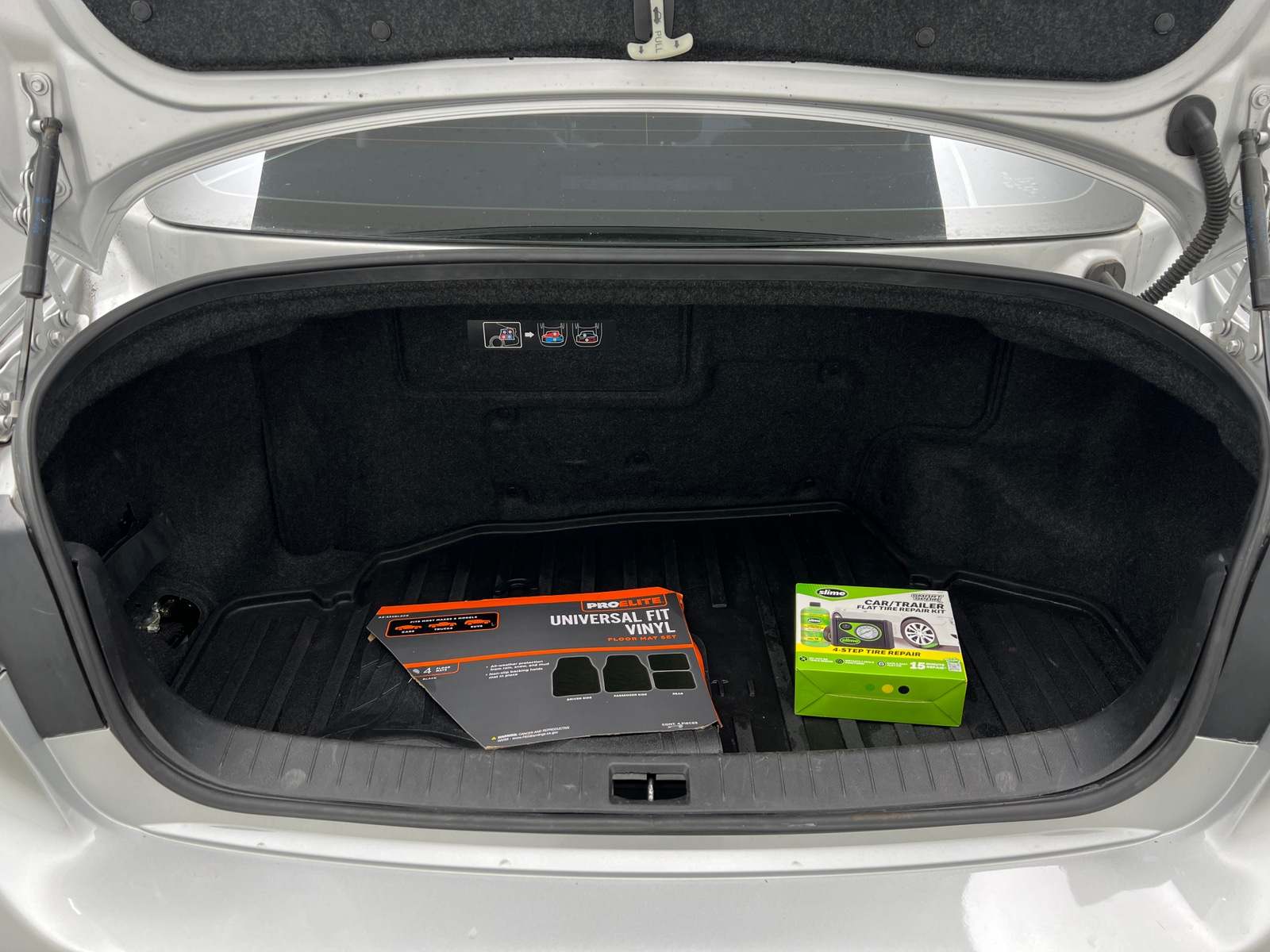 Thumbnail: 2014 INFINITI Q50 - 6