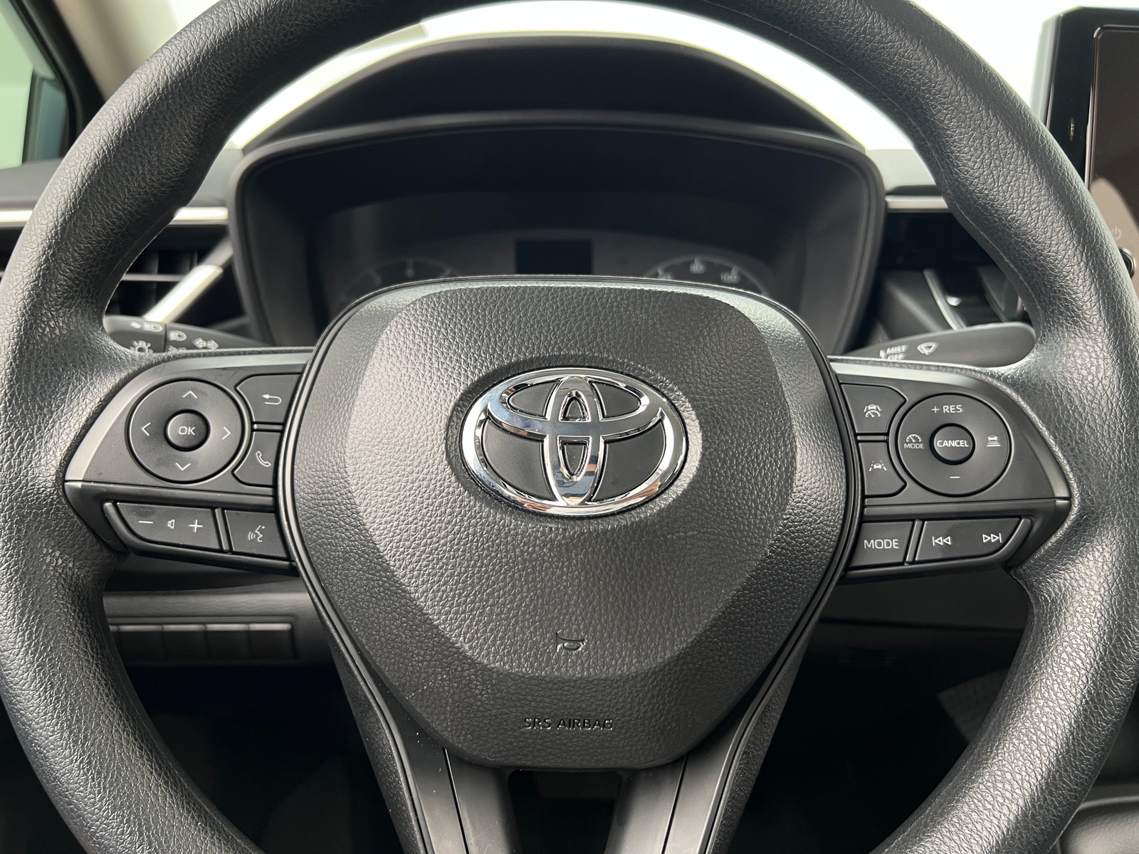Thumbnail: 2025 Toyota Corolla - 5