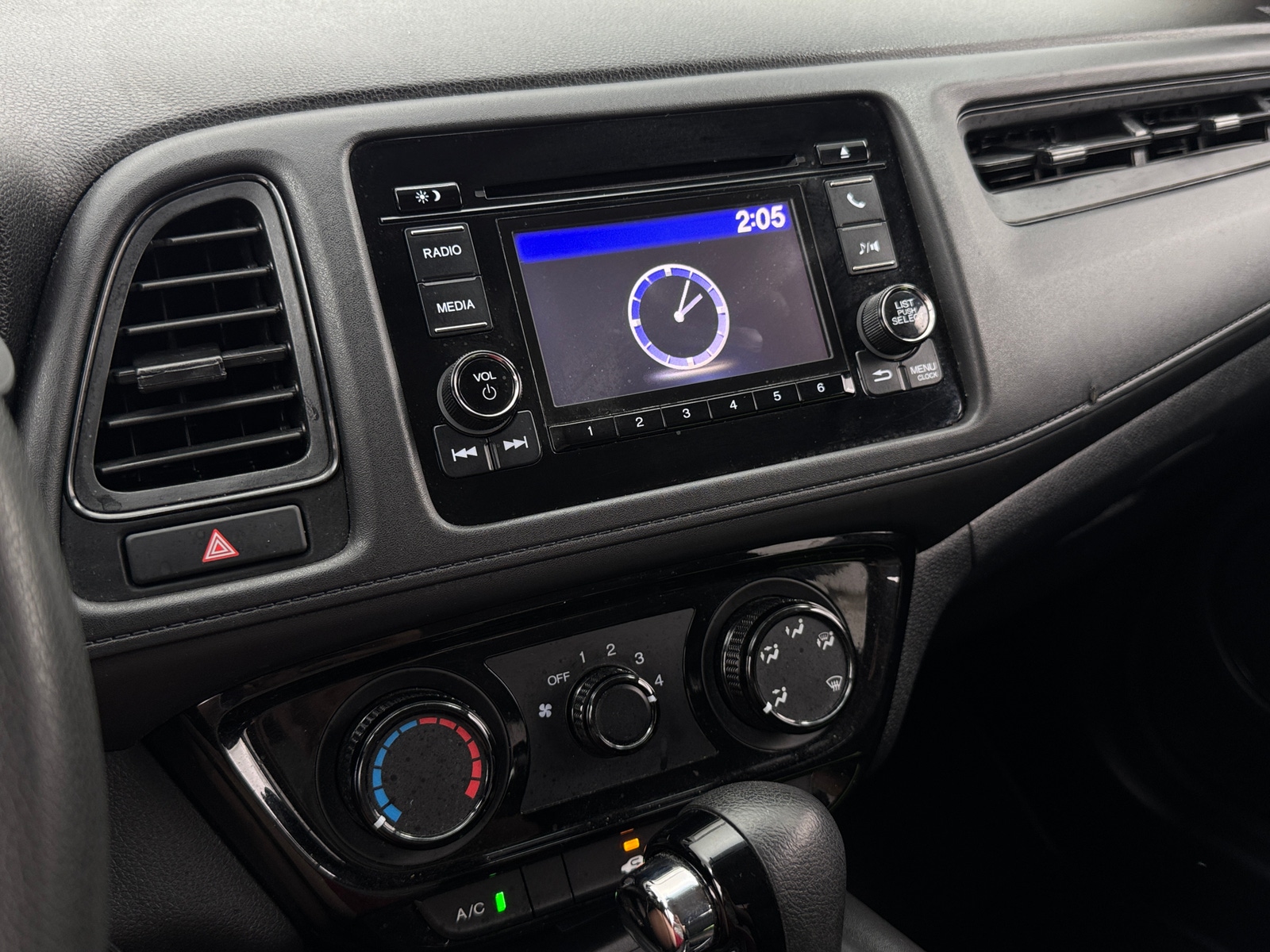 Thumbnail: 2022 Honda HR-V - 4
