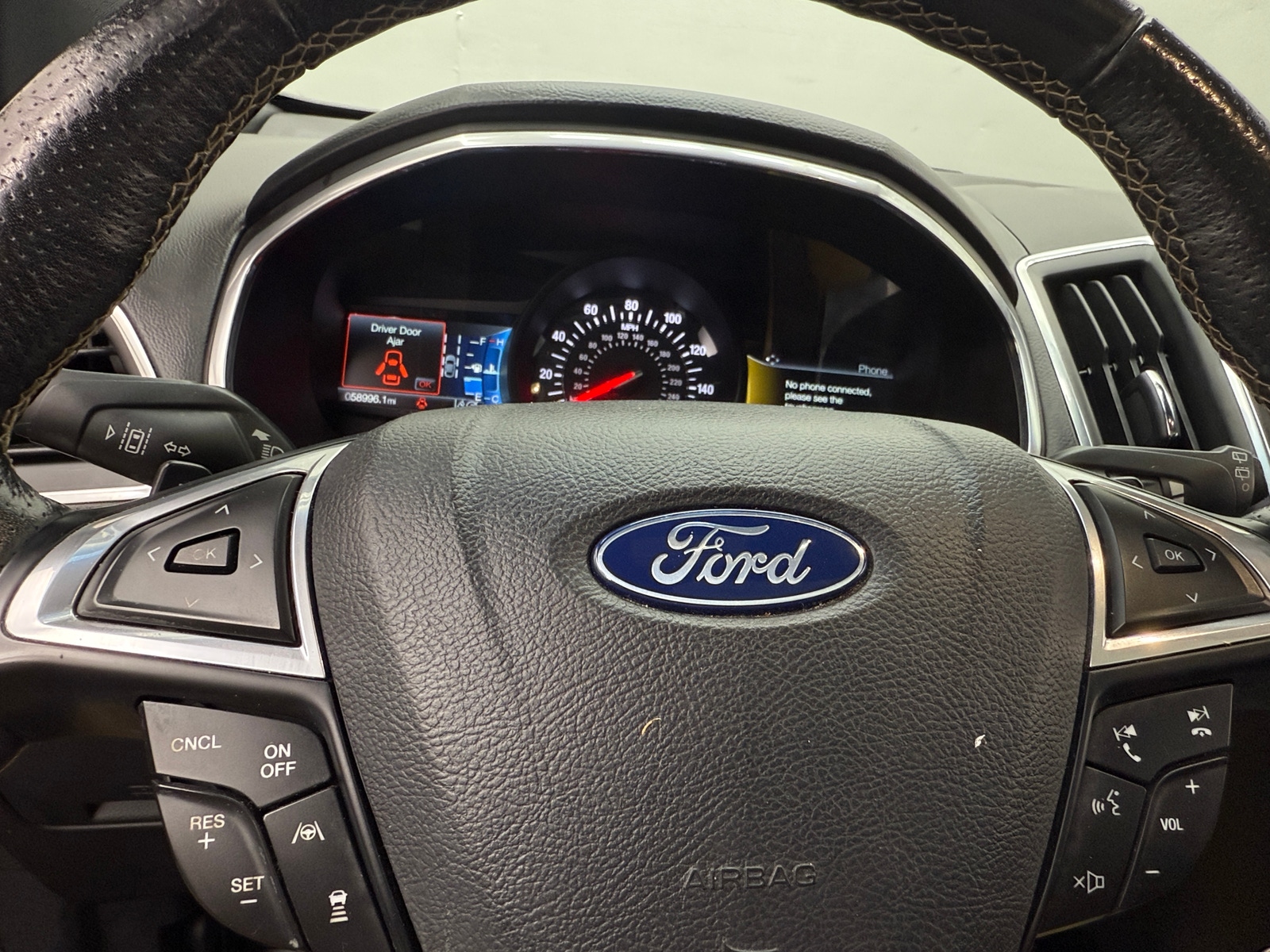 Thumbnail: 2019 Ford Edge - 4