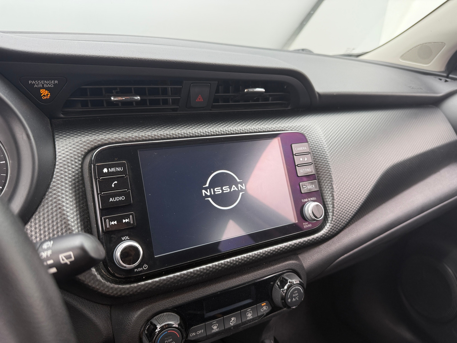 Thumbnail: 2022 Nissan Kicks - 4