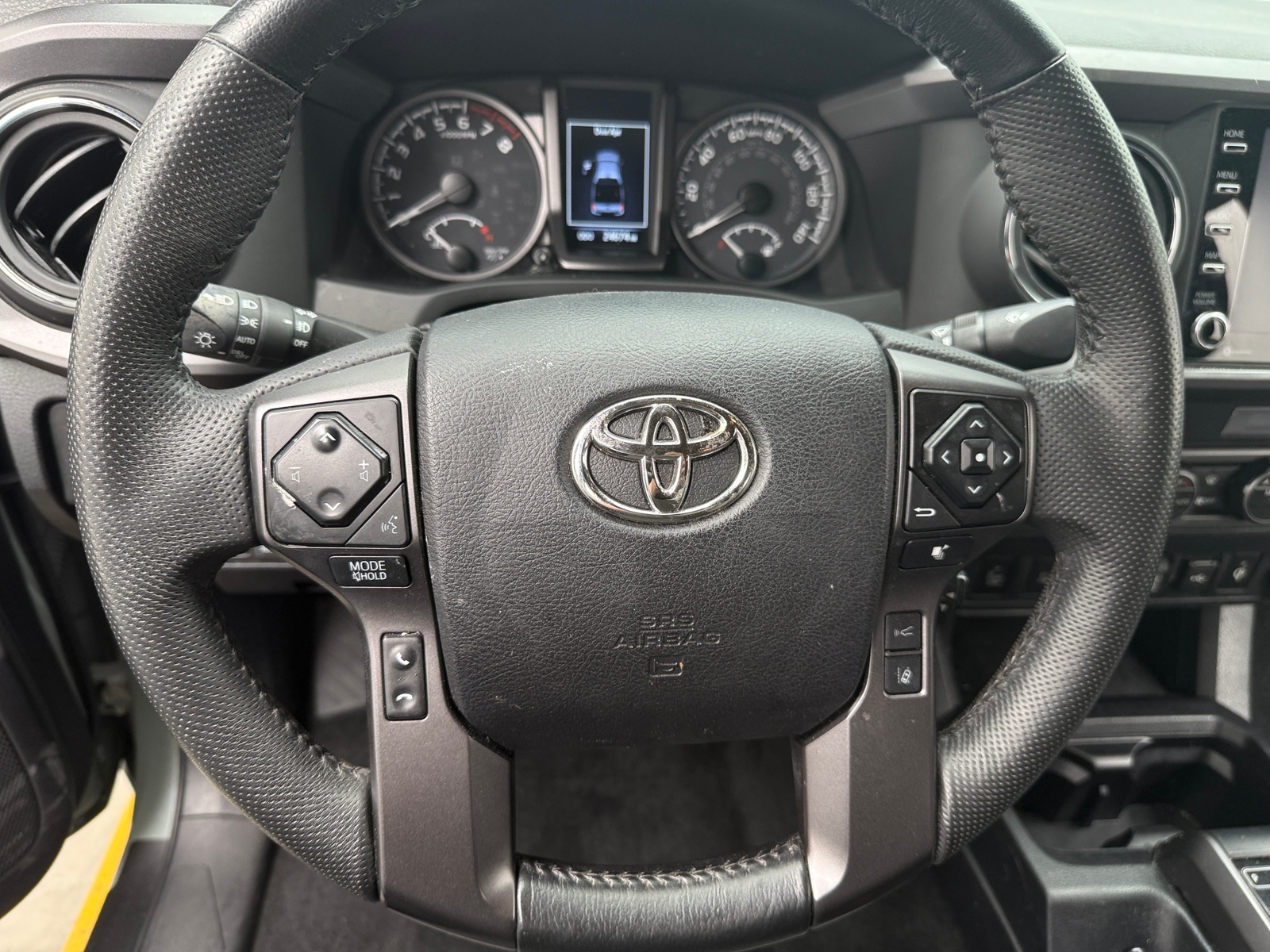 Thumbnail: 2022 Toyota Tacoma - 5