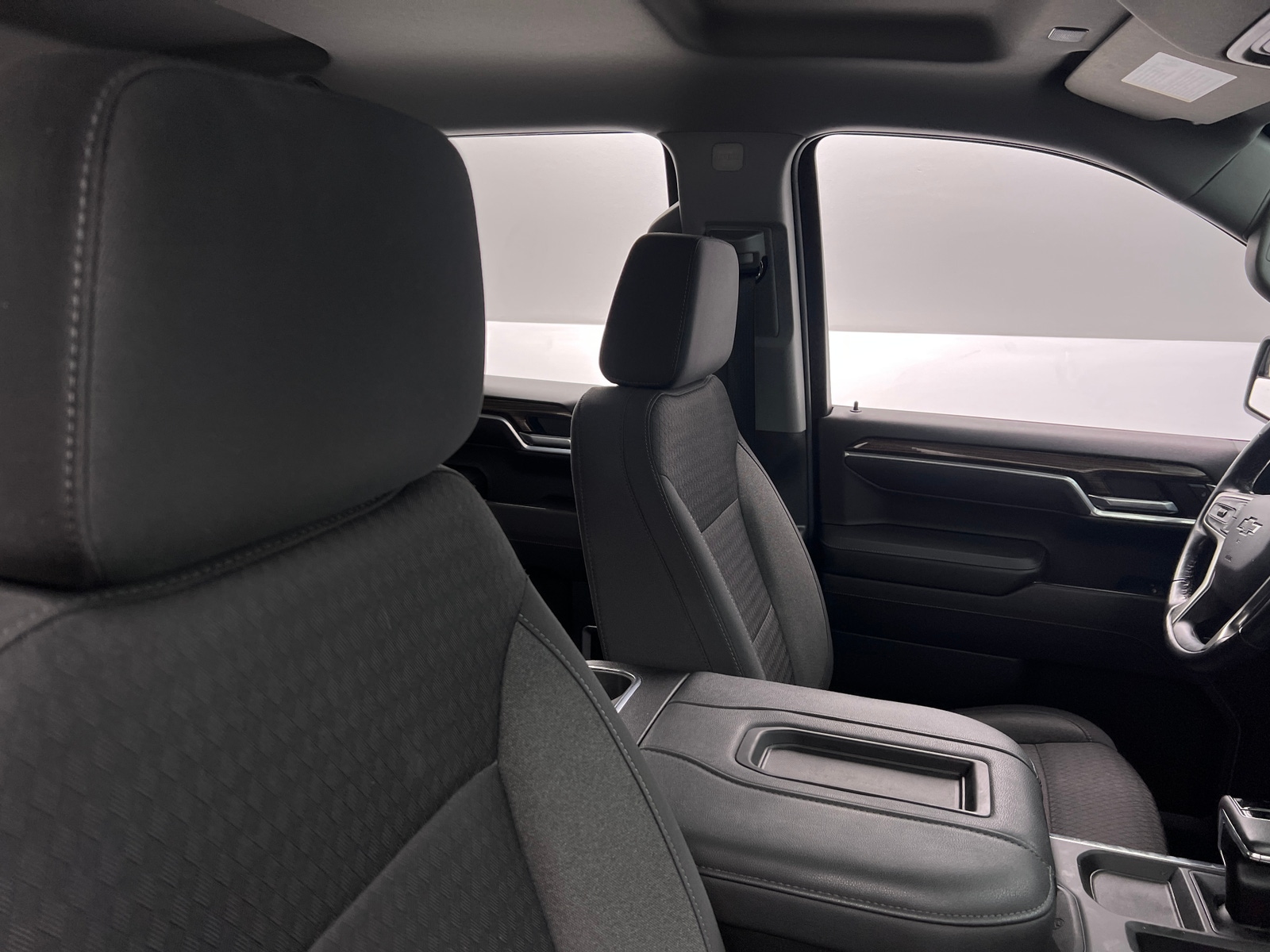 Thumbnail: 2022 Chevrolet Silverado 1500 - 2