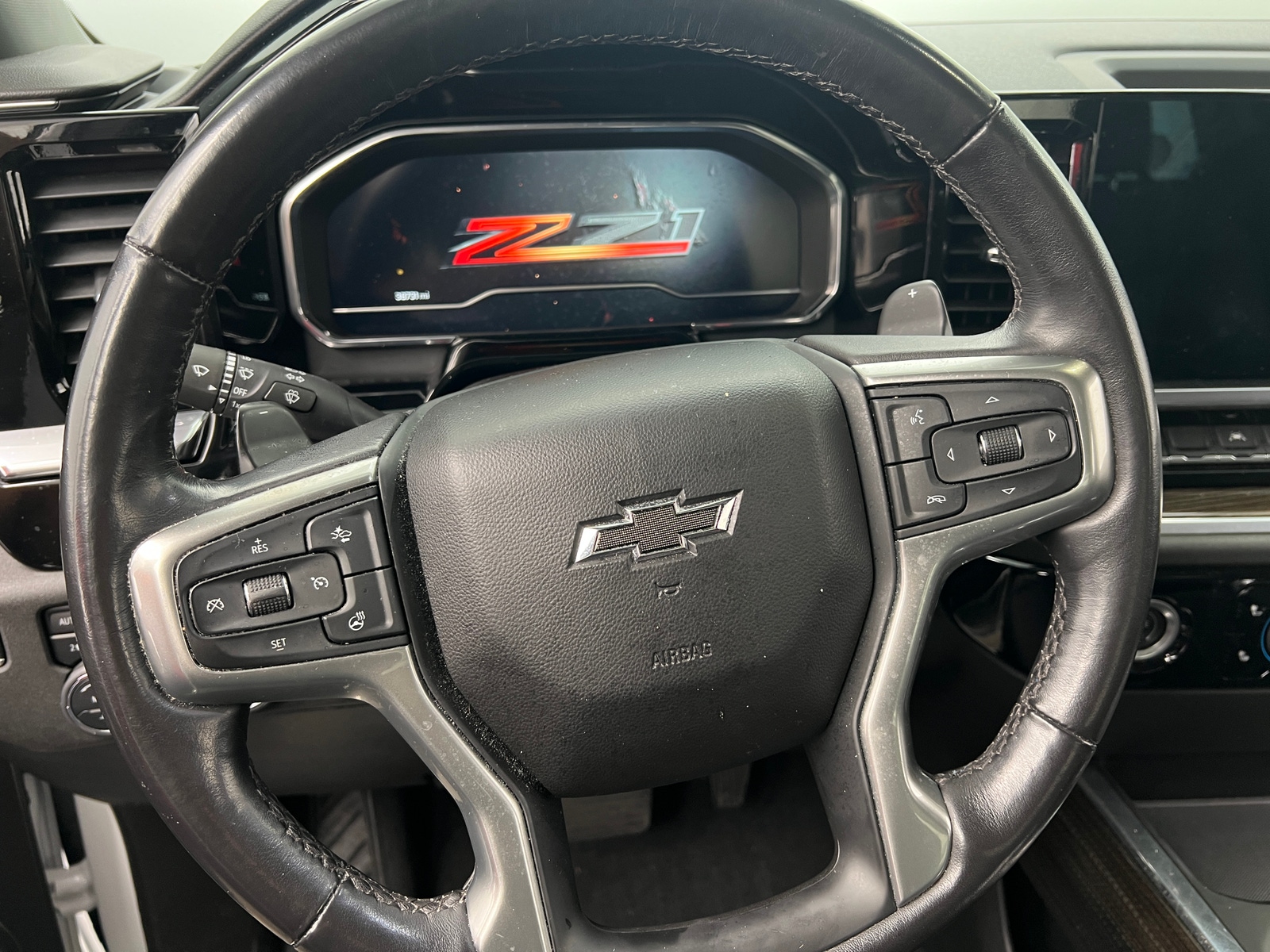Thumbnail: 2022 Chevrolet Silverado 1500 - 5