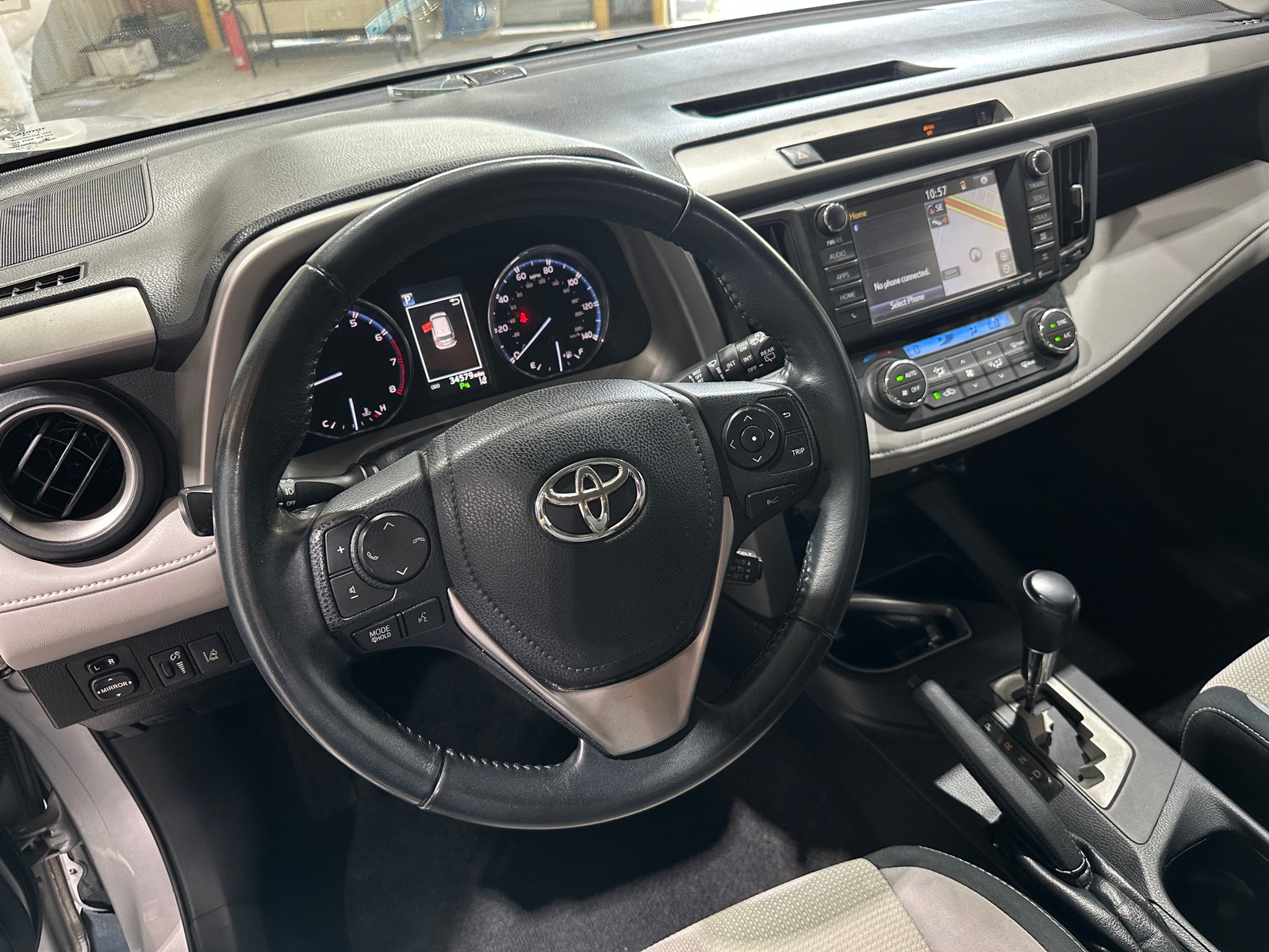 Thumbnail: 2016 Toyota RAV4 - 5