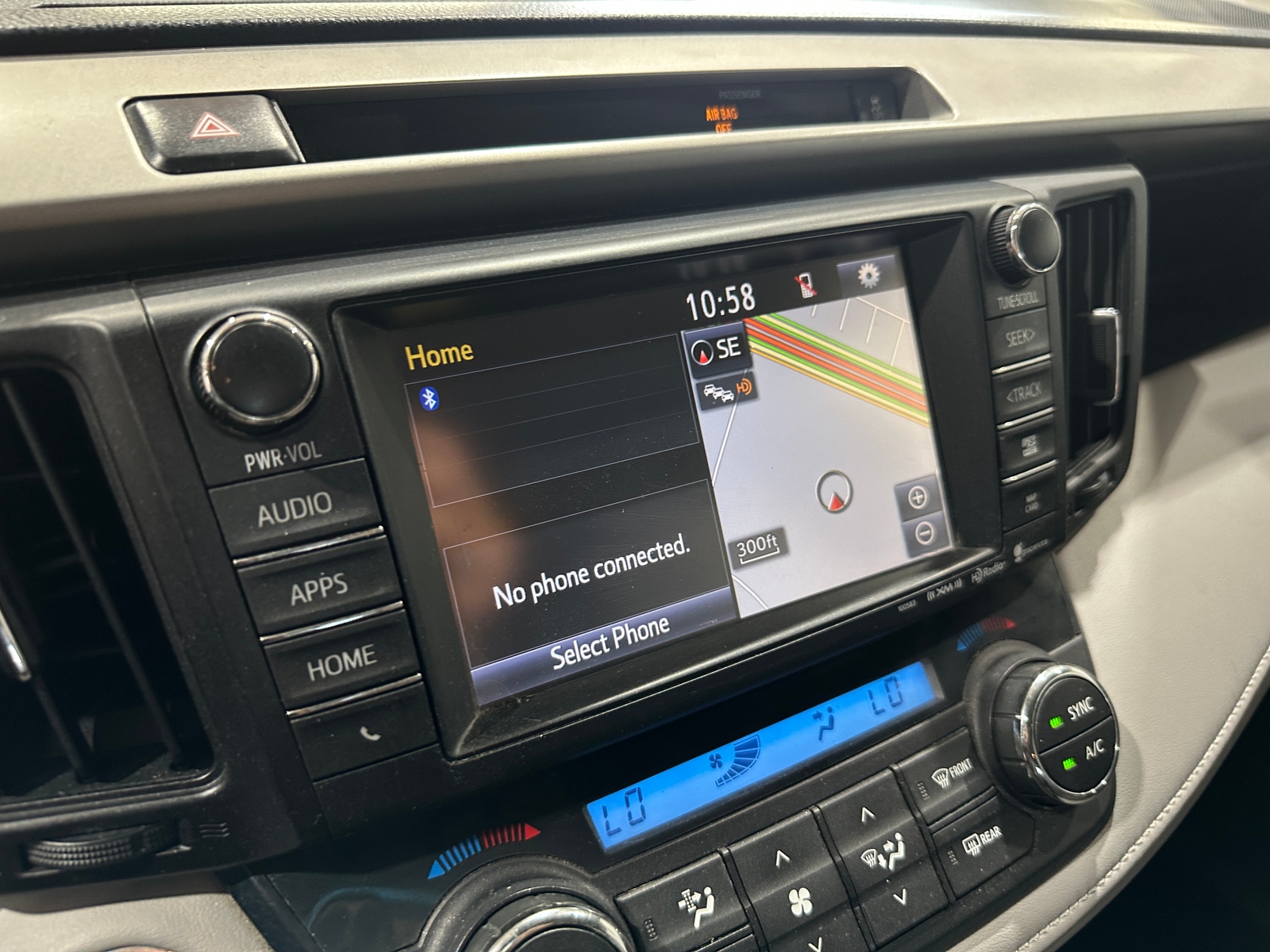Thumbnail: 2016 Toyota RAV4 - 4