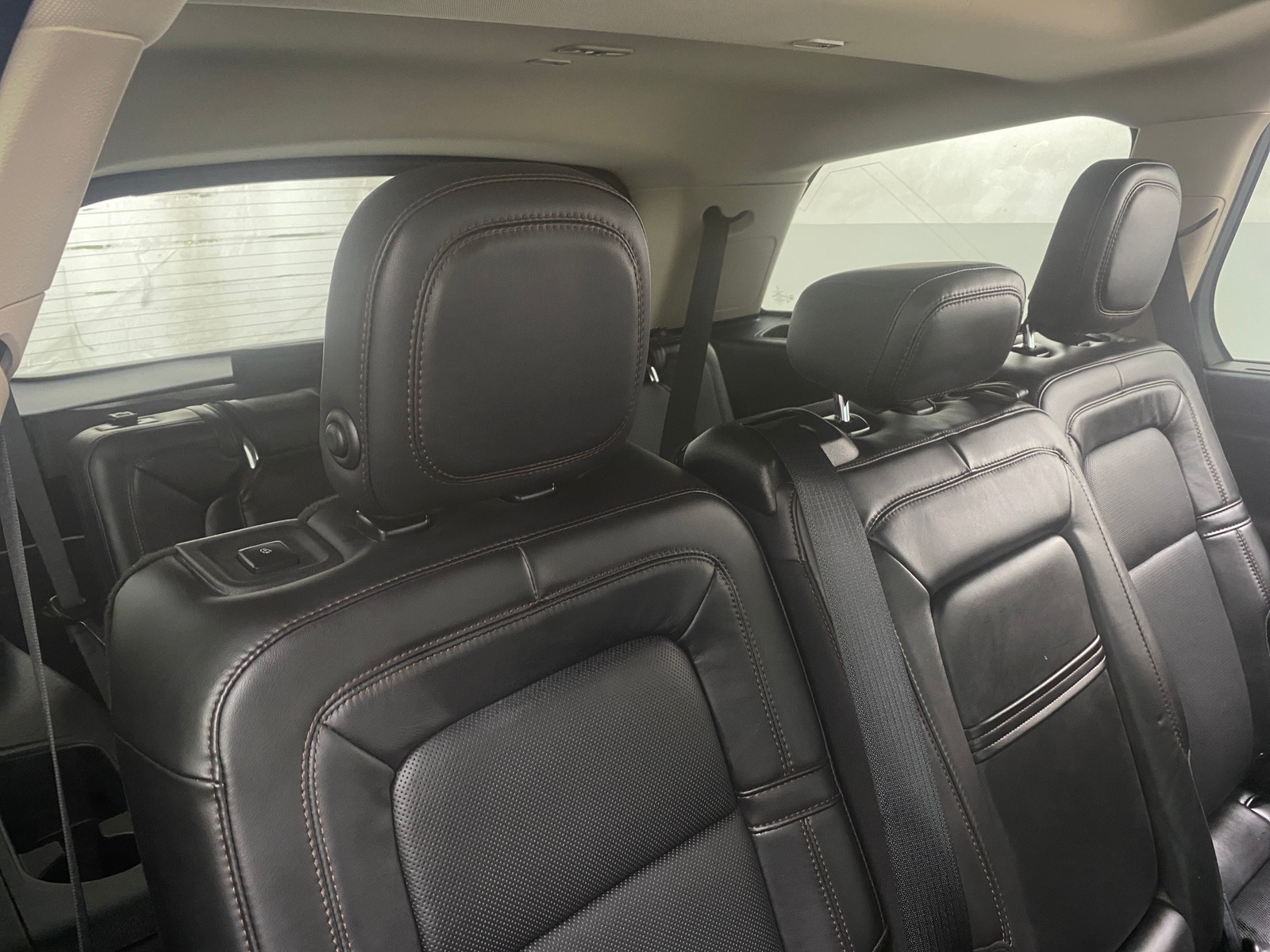 Thumbnail: 2020 Lincoln Aviator - 5