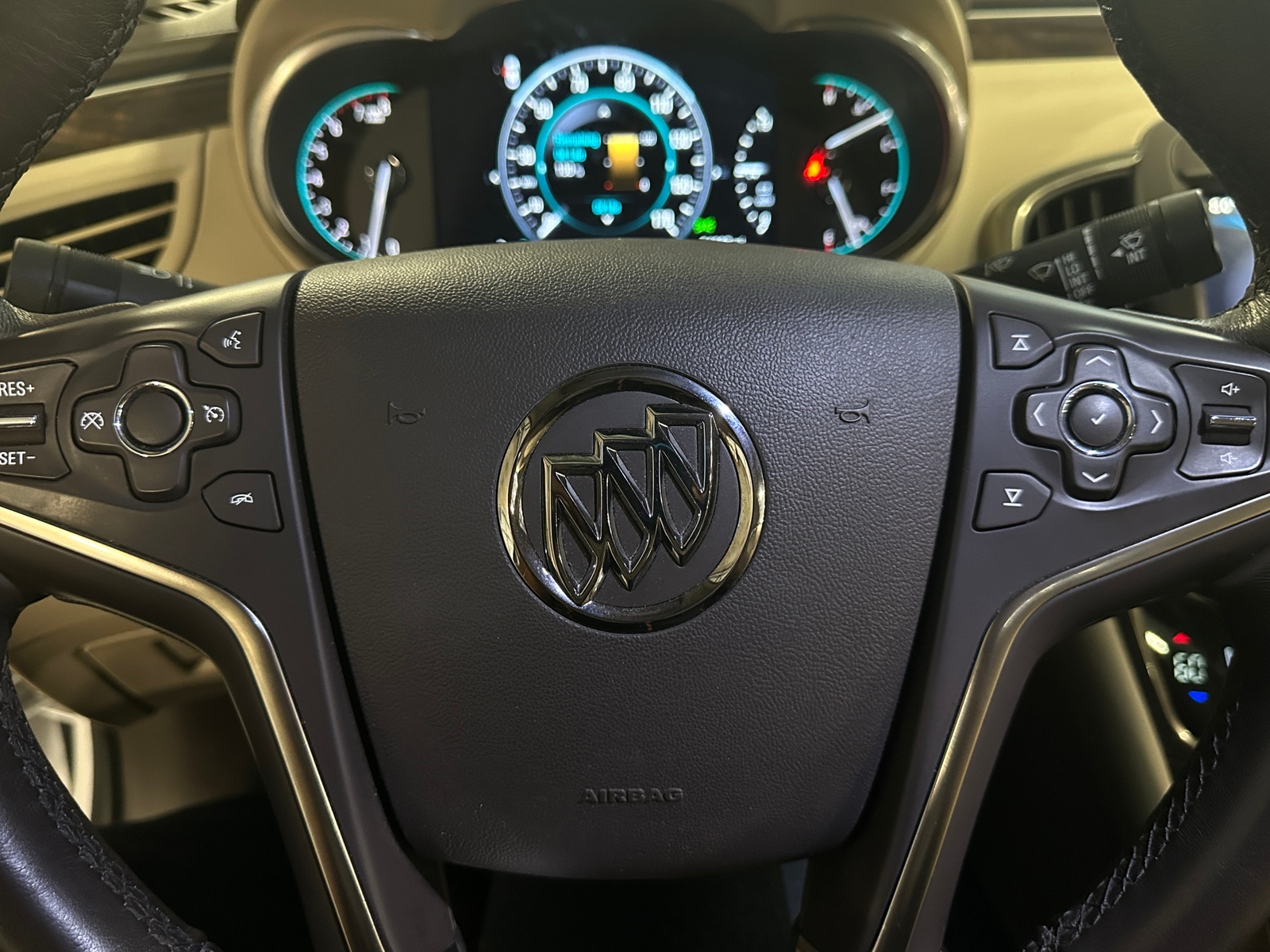 Thumbnail: 2015 Buick LaCrosse - 4