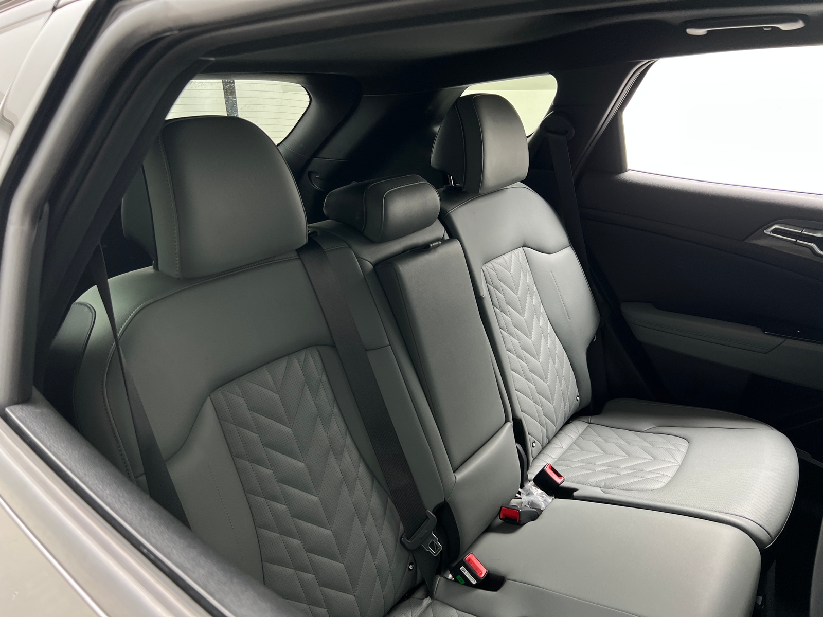 Thumbnail: 2023 Kia Sportage - 5