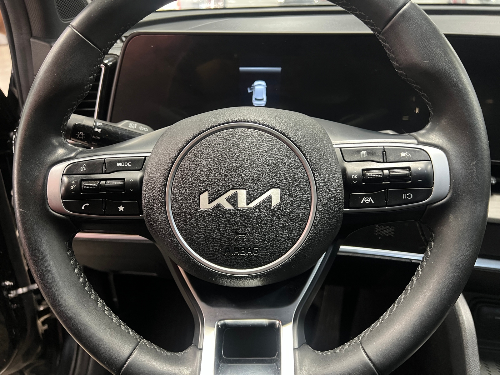 Thumbnail: 2023 Kia Sportage - 4