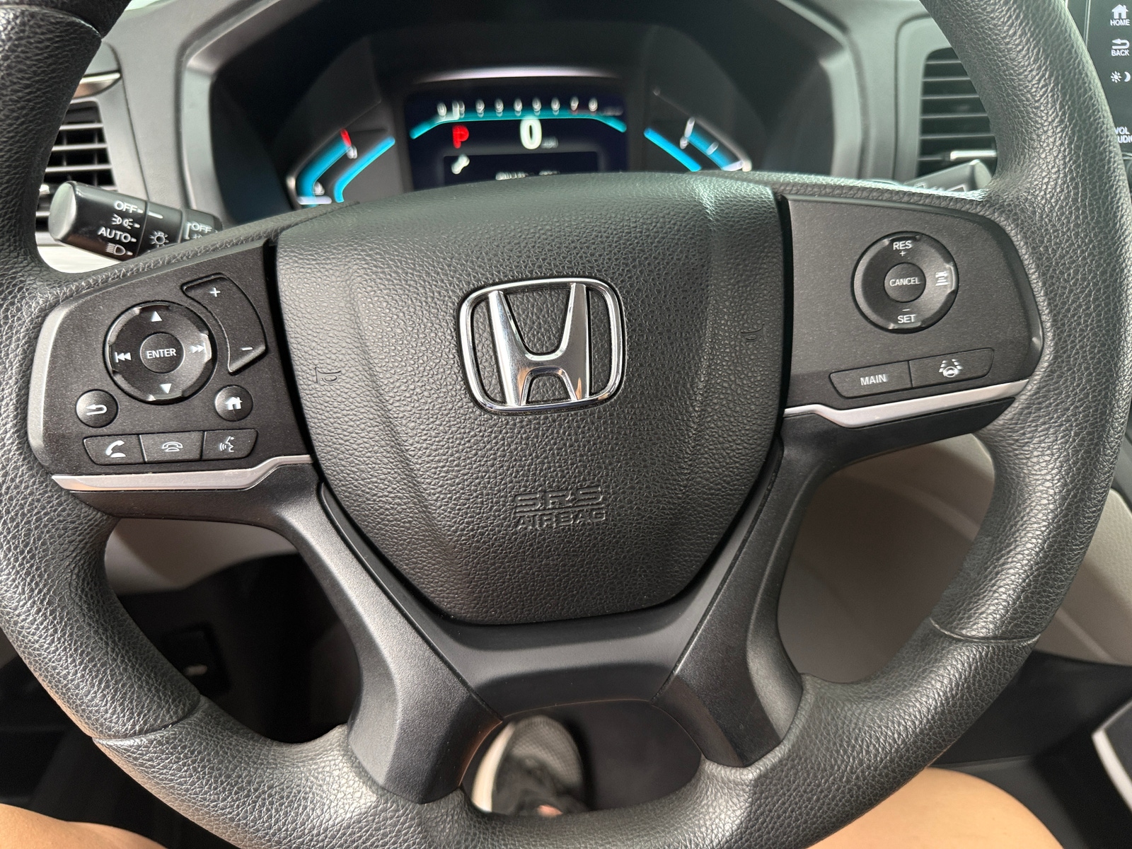 Thumbnail: 2018 Honda Odyssey - 5