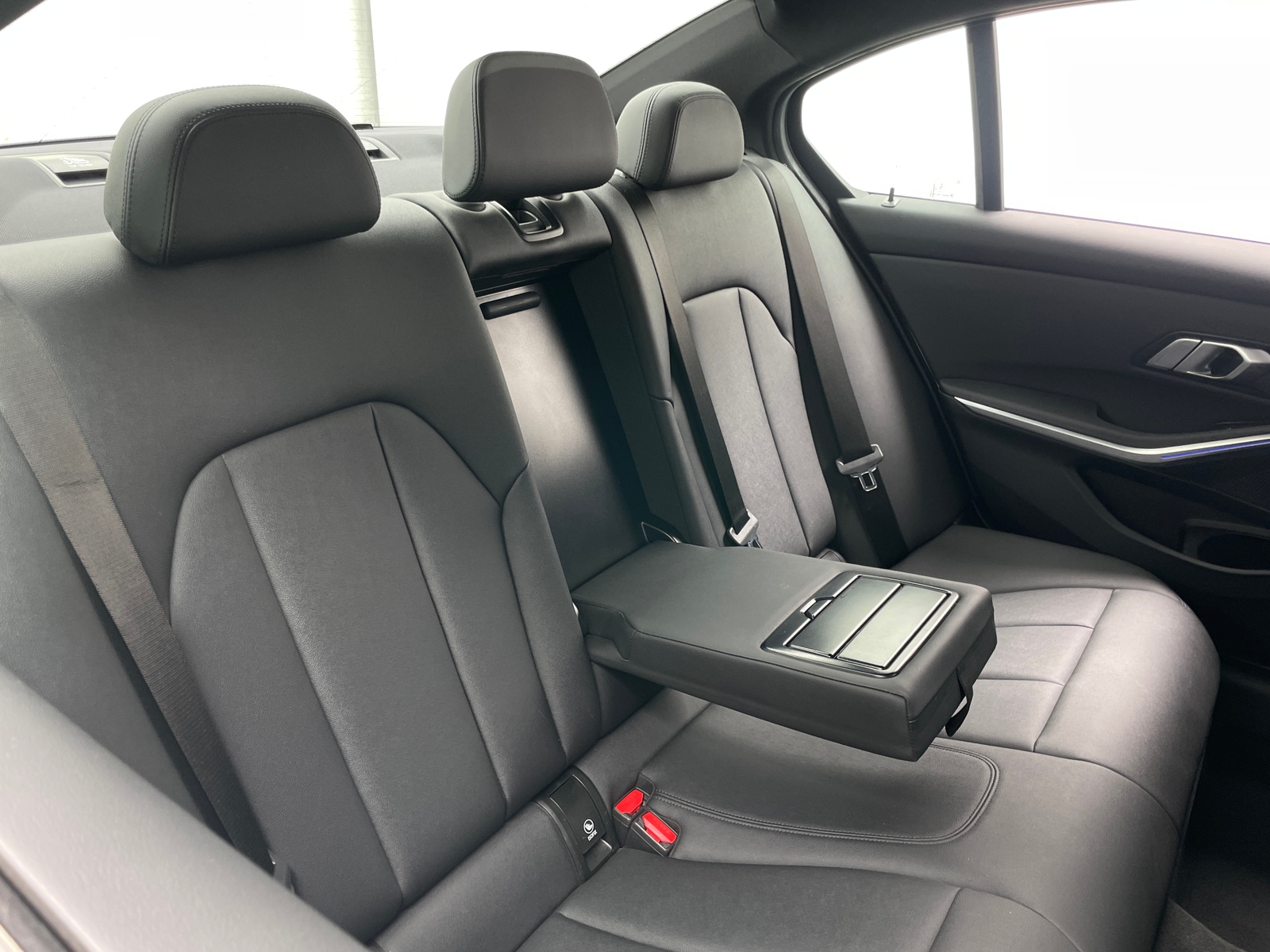 Thumbnail: 2021 BMW 3 Series - 6