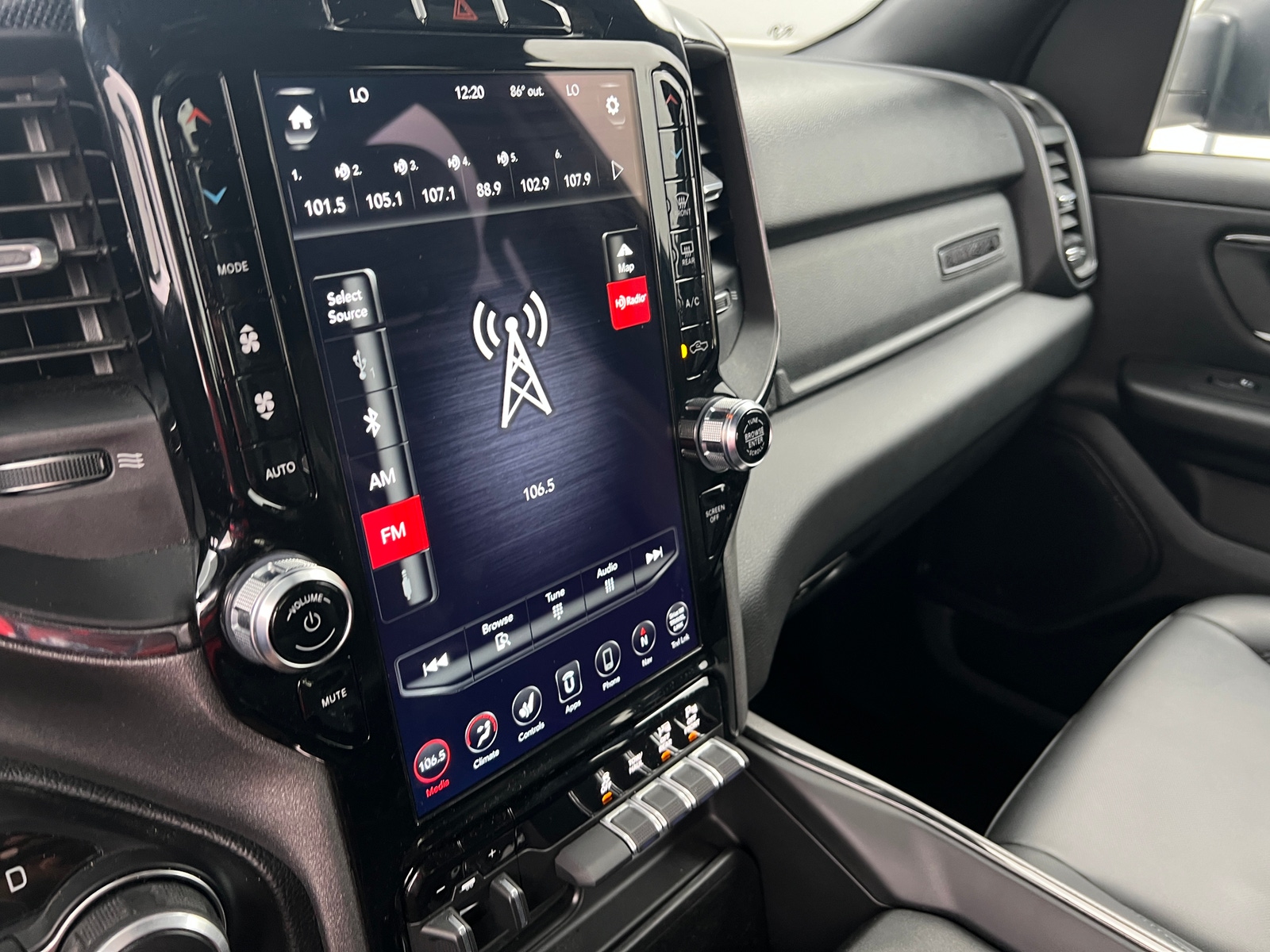 Thumbnail: 2020 RAM 1500 - 3