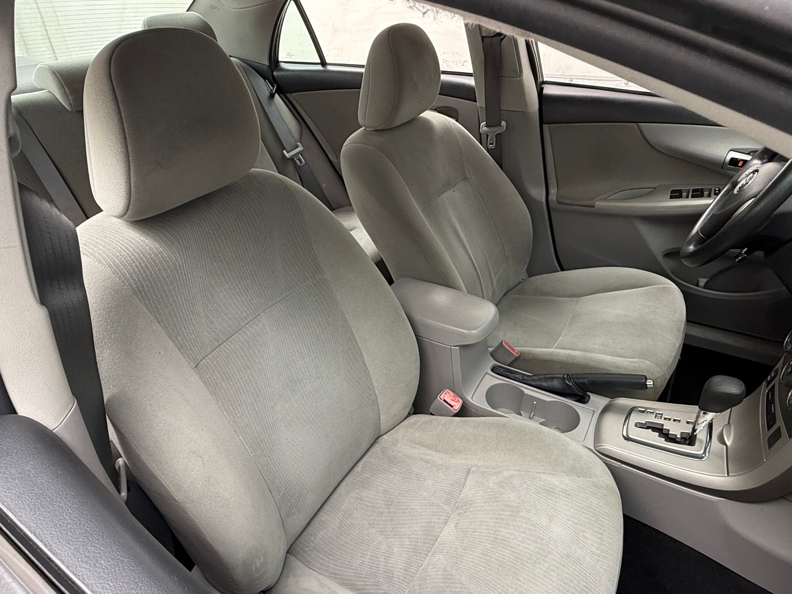 Thumbnail: 2013 Toyota Corolla - 2