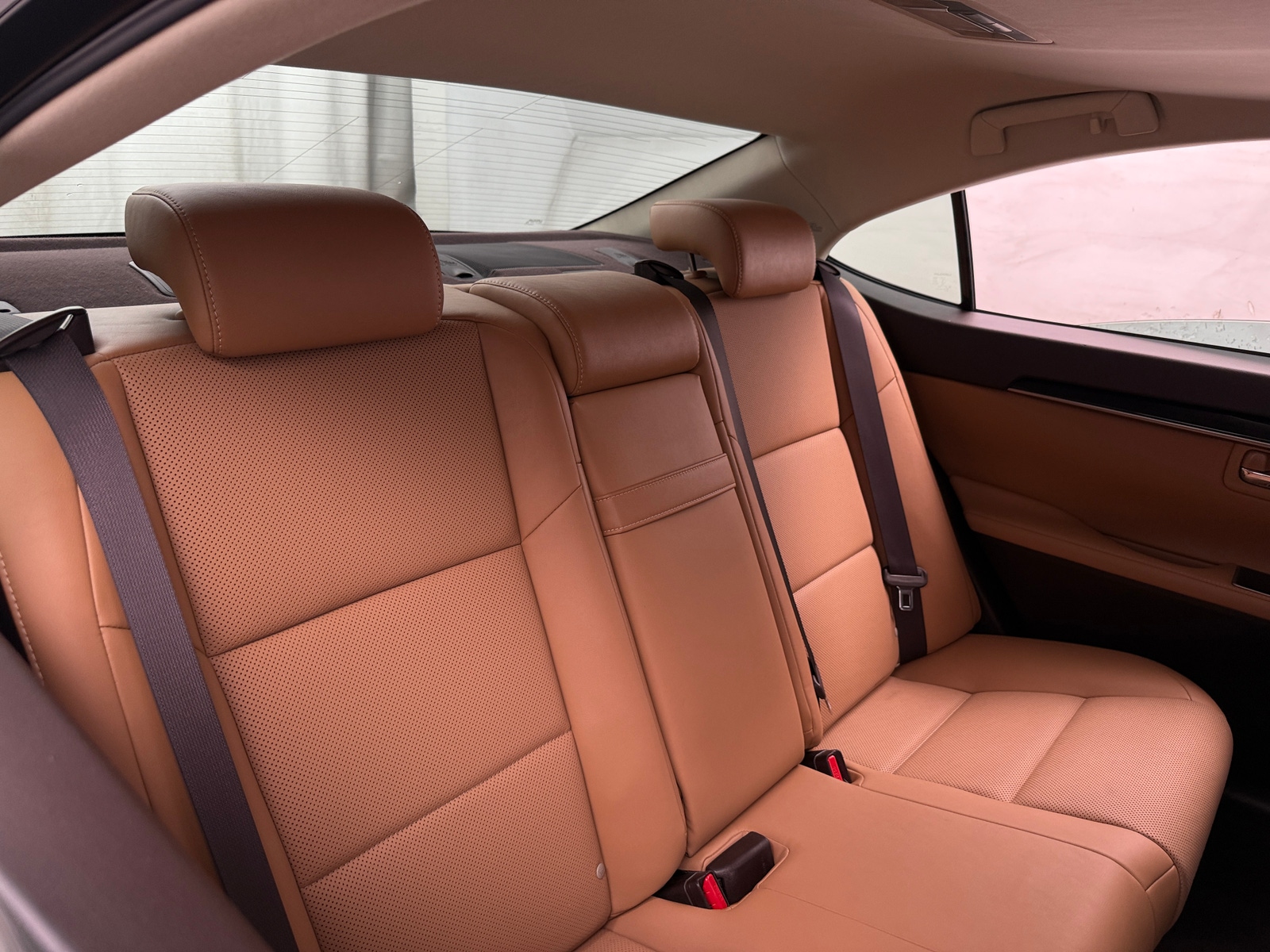 Thumbnail: 2016 Lexus ES - 5