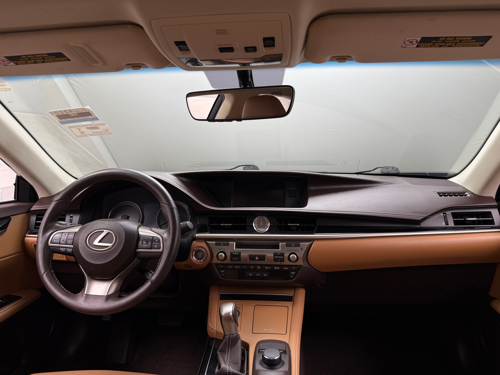 Thumbnail: 2016 Lexus ES - 2